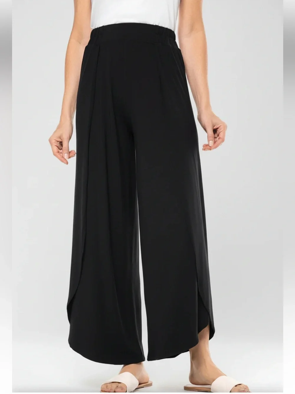 Coolibar Women's Lynsu Wide Leg Pants UPF
50+ - Black - Picture 1 of 9